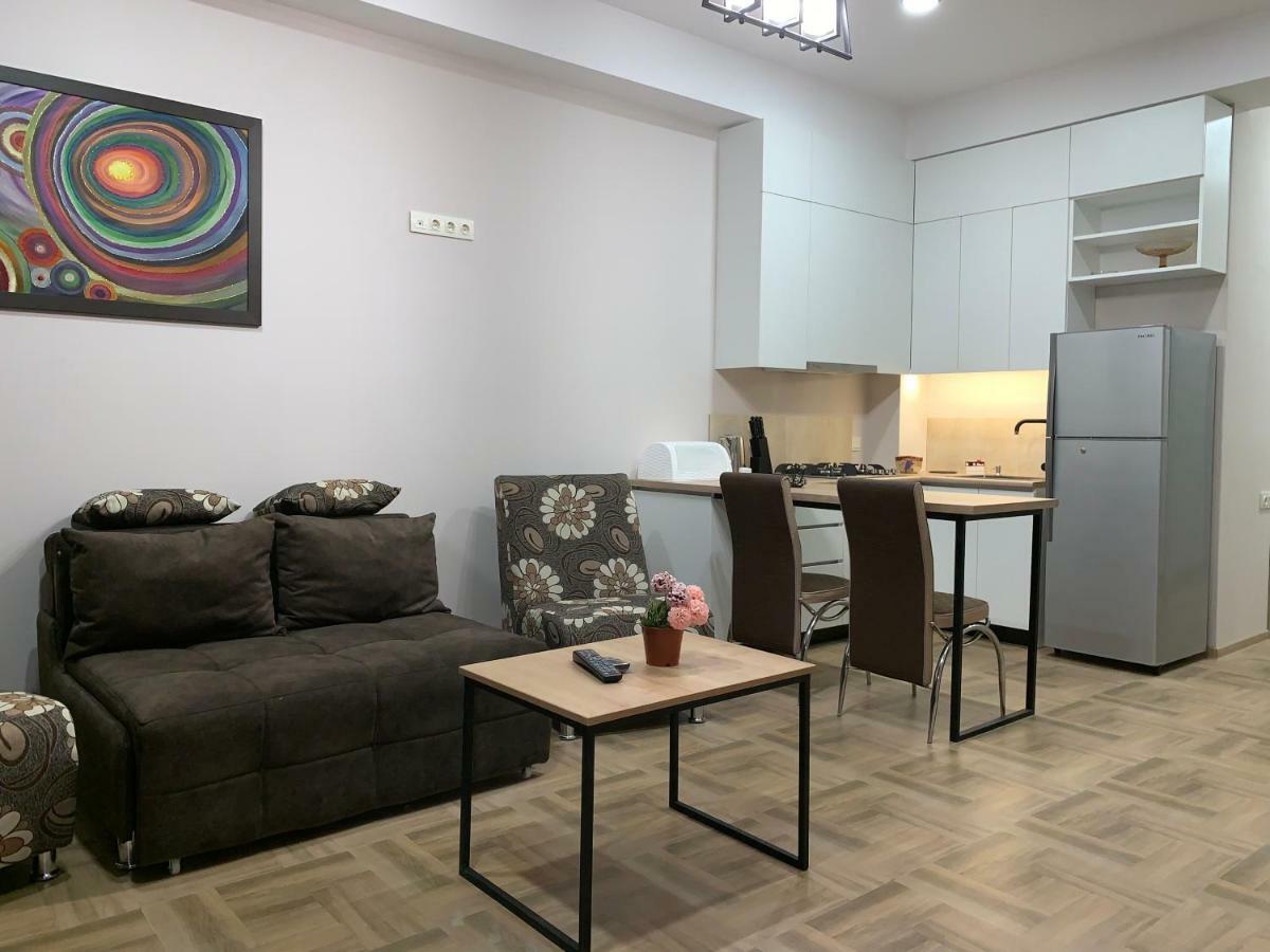 Tomaso Appartement Tbilisi Buitenkant foto