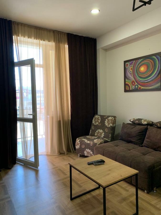 Tomaso Appartement Tbilisi Buitenkant foto