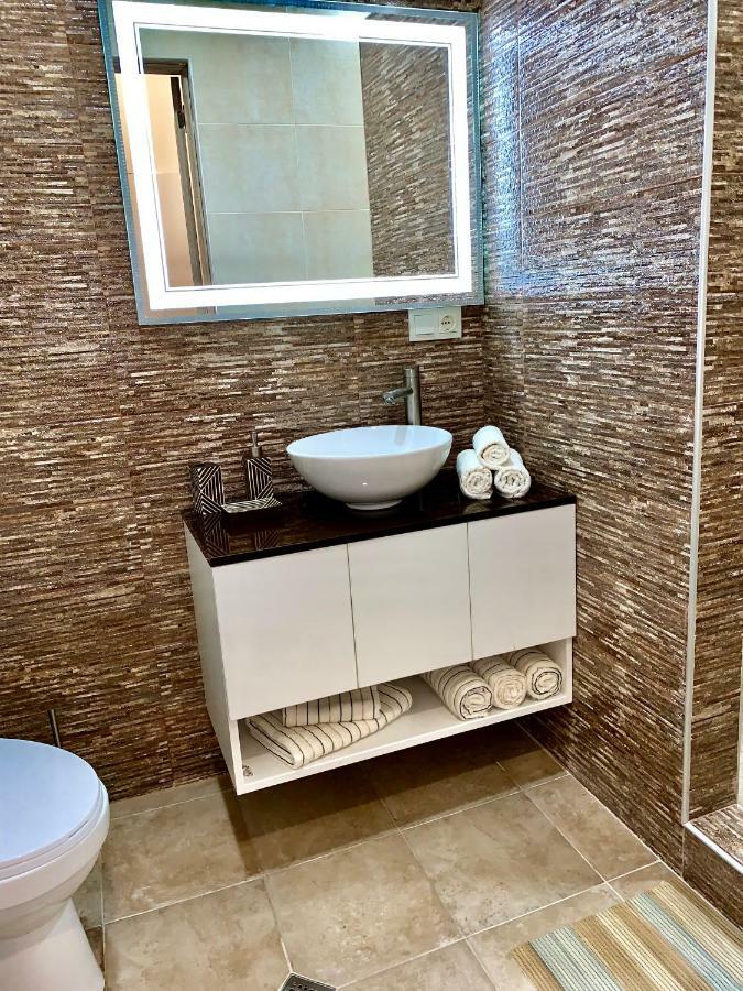 Tomaso Appartement Tbilisi Buitenkant foto