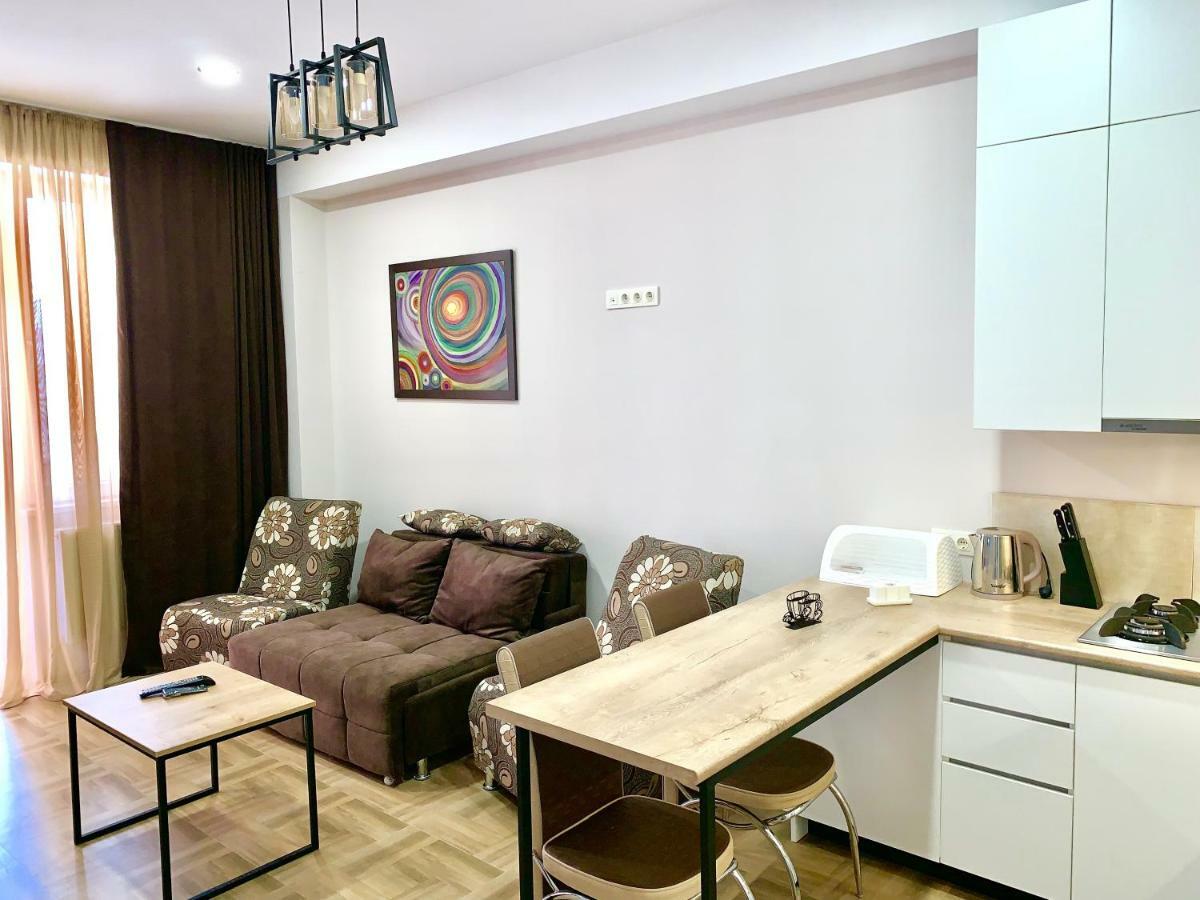 Tomaso Appartement Tbilisi Buitenkant foto