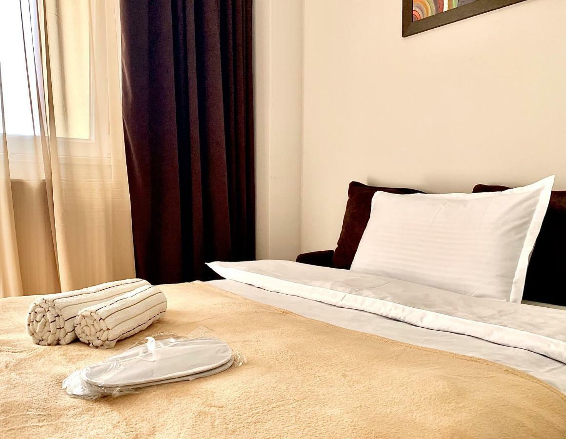 Tomaso Appartement Tbilisi Buitenkant foto